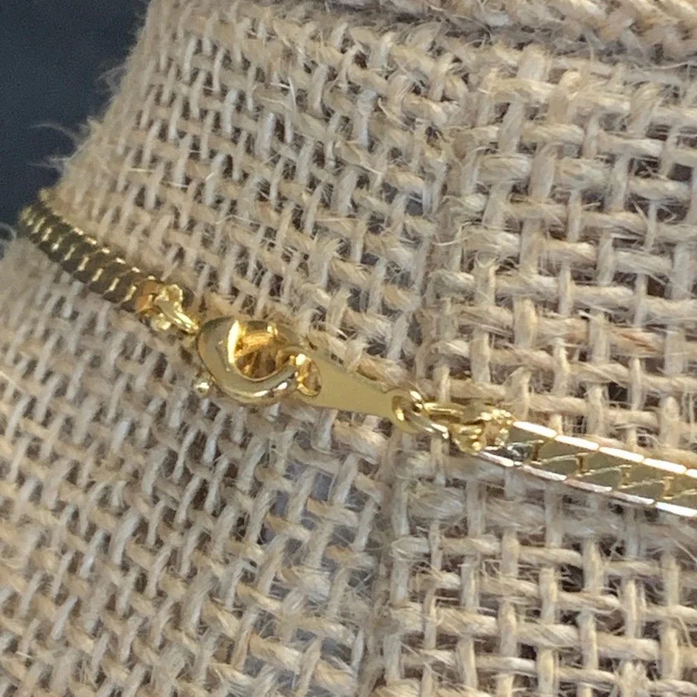 N/A gold tone